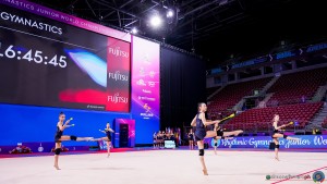 sq jr sfe04509 copia simone ferraro ph